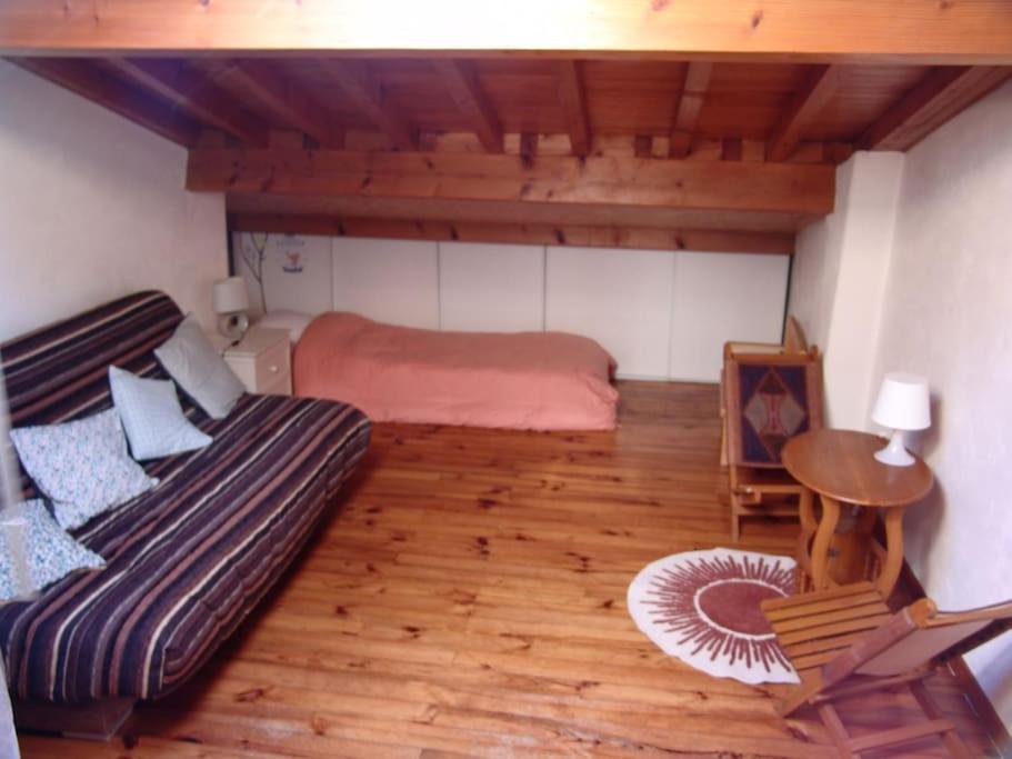 Maison Cosy Et Conviviale, Le B7 Besset Extérieur photo