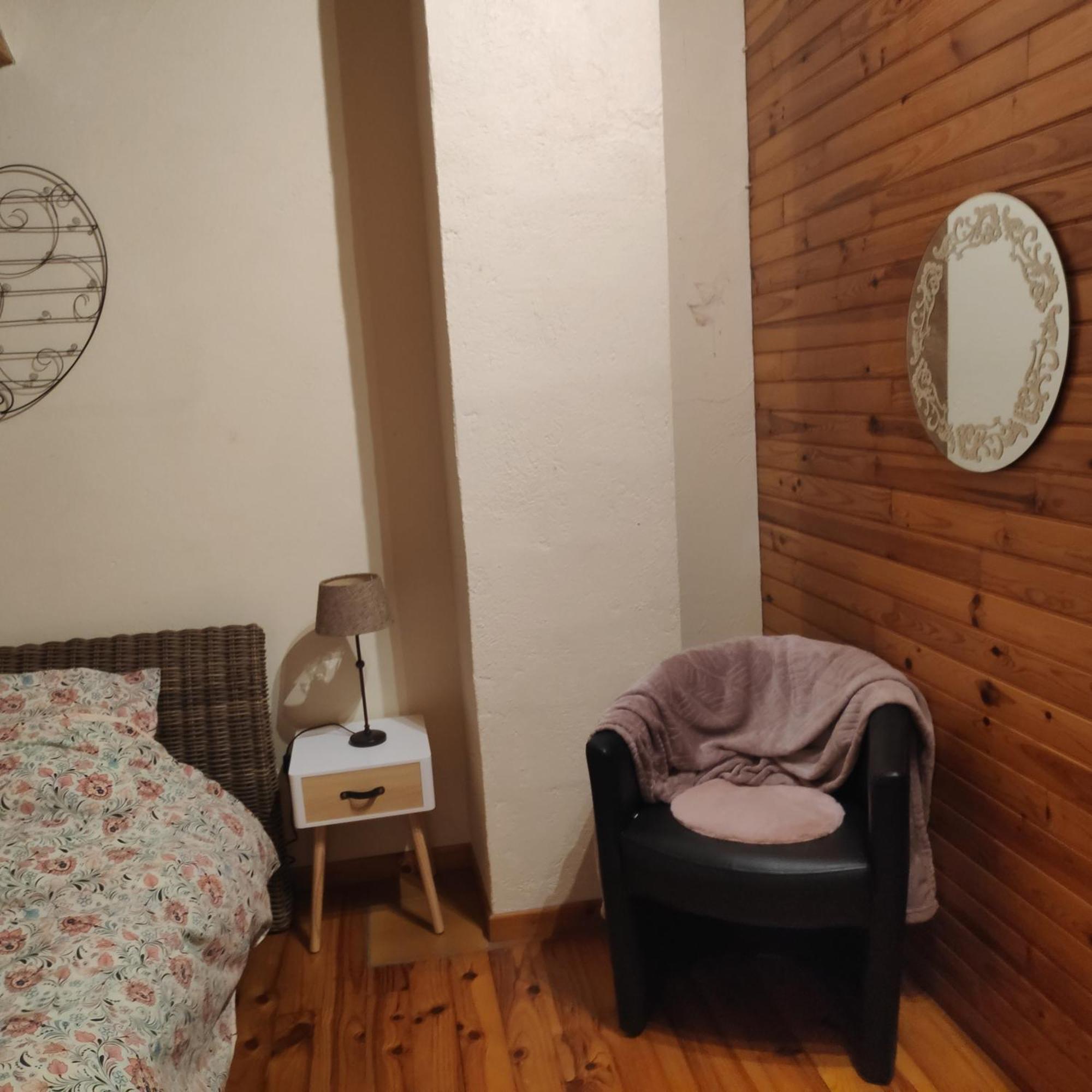 Maison Cosy Et Conviviale, Le B7 Besset Extérieur photo